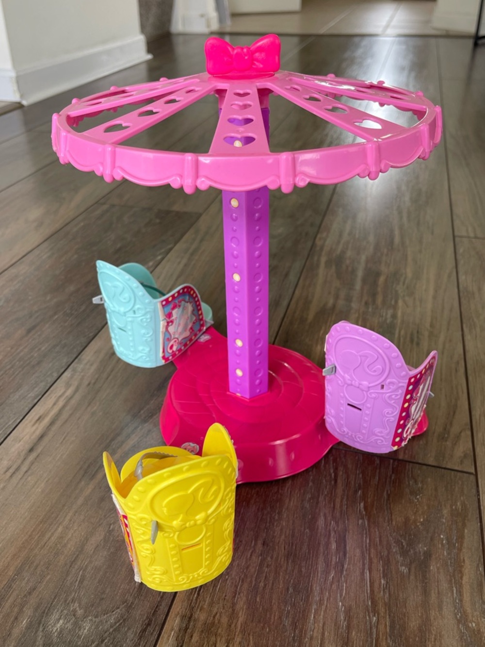 Barbie Rare Sisters Twirl and spin Ride playset